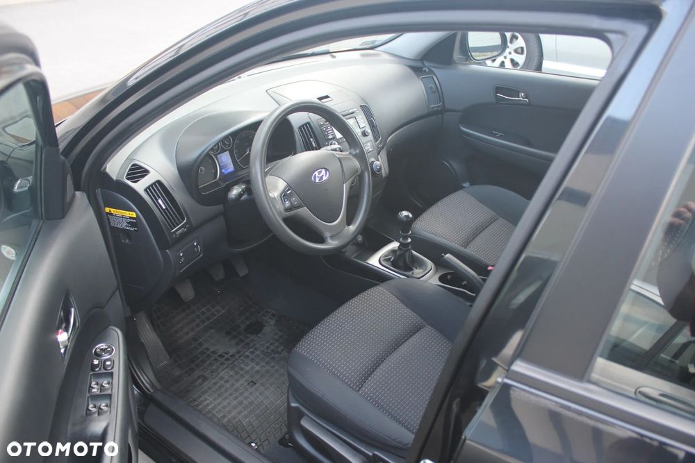 Hyundai i30 1.6 CRDi Comfort - 19