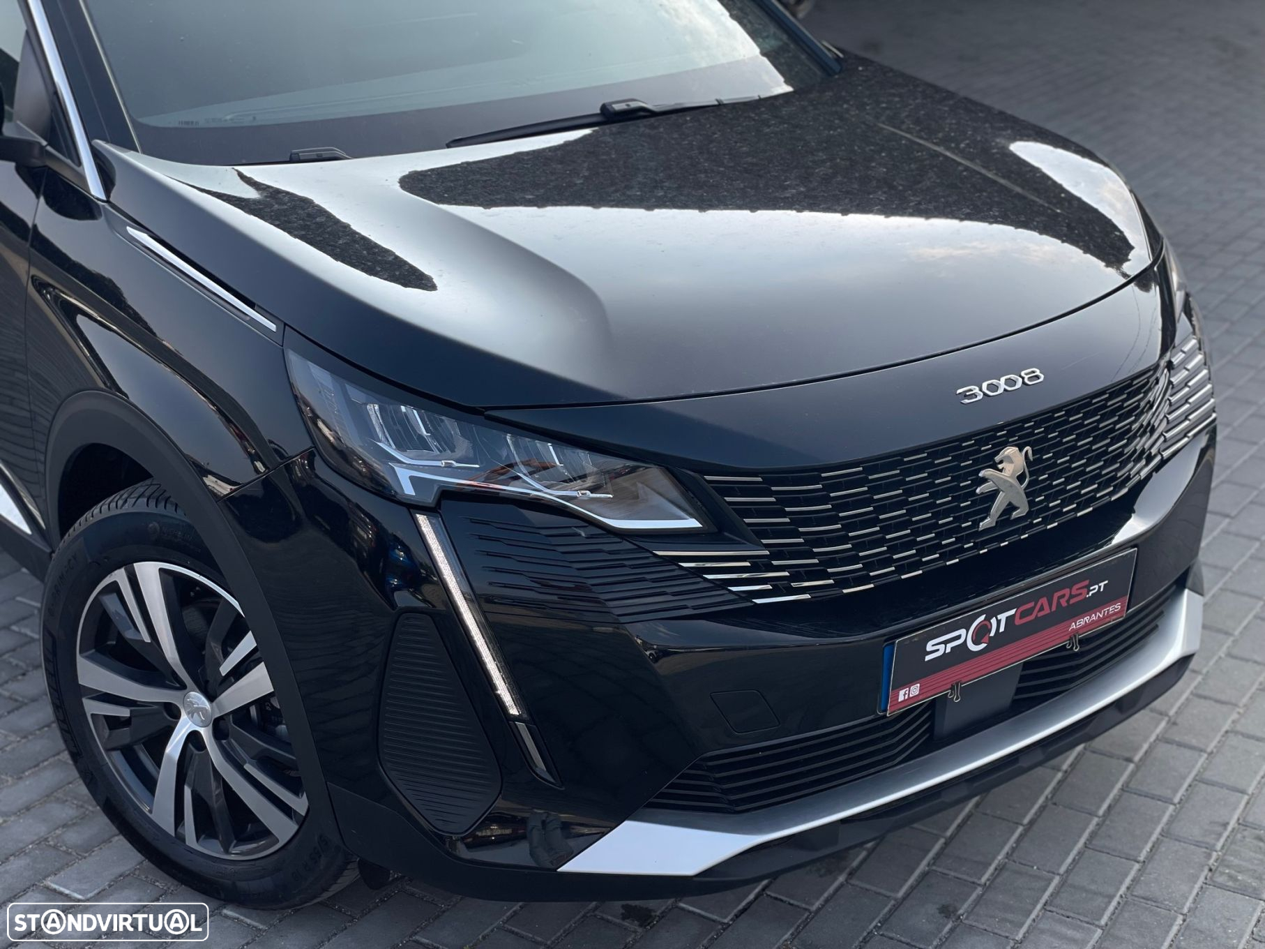 Peugeot 3008 1.2 Hybrid Allure e-DCS6 - 2