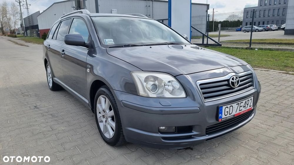 Toyota Avensis 2.2 D-4D Prestige - 2