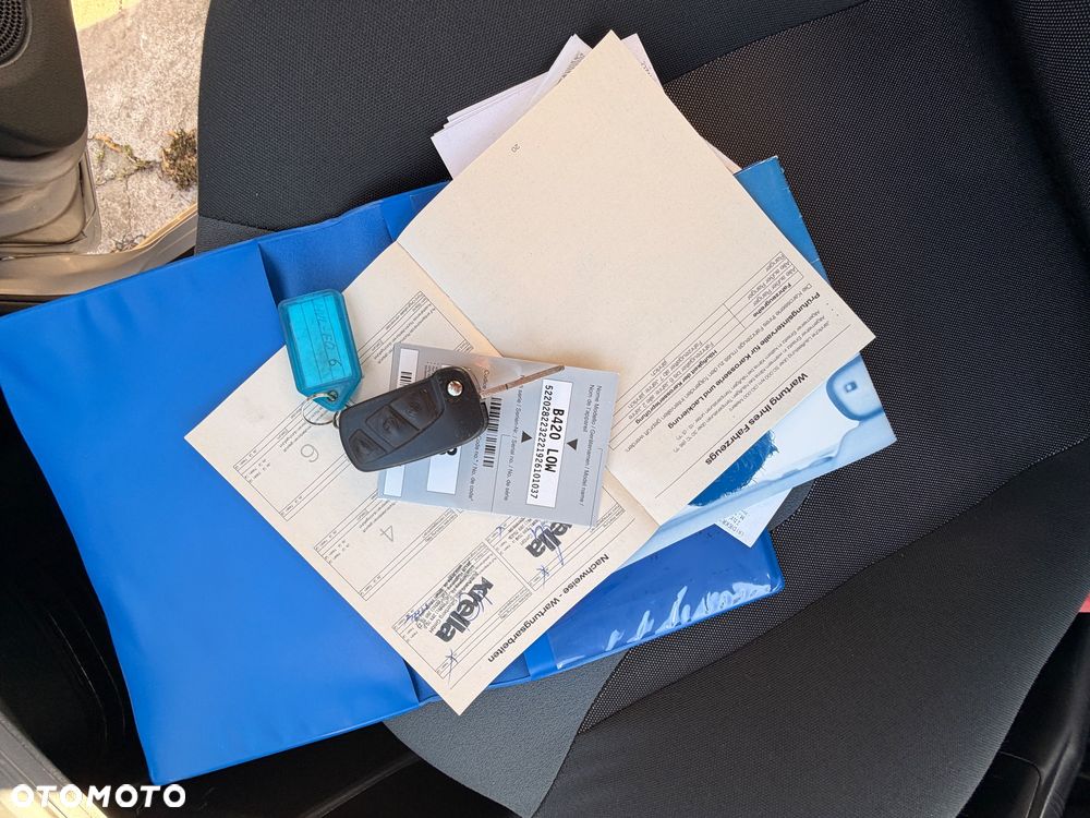 Ford KA 1.2 Concept+ - 22