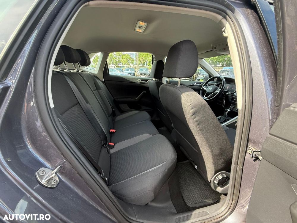 Volkswagen Polo 1.0 TSI DSG Life - 23