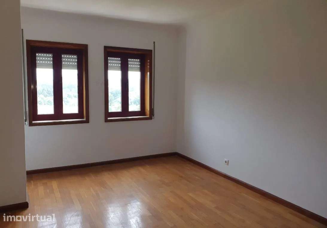 Apartamento T2 em Vilar do Paraíso - Grande imagem: 4/14