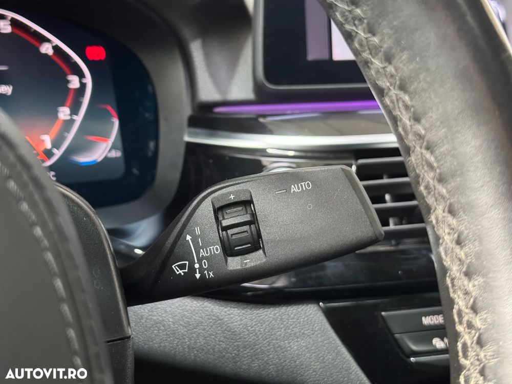 BMW M5 M550i xDrive AT - 21