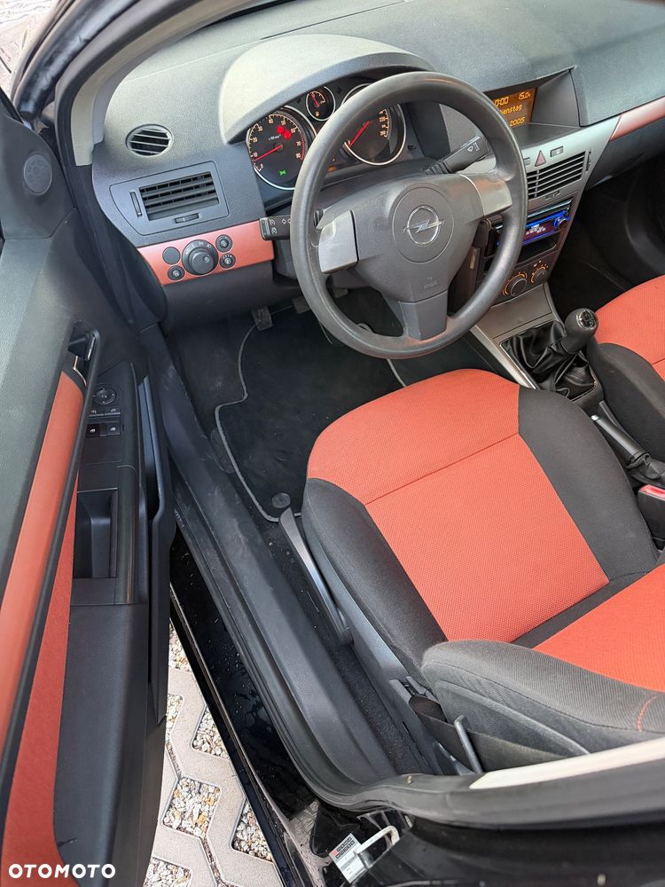 Opel Astra - 11