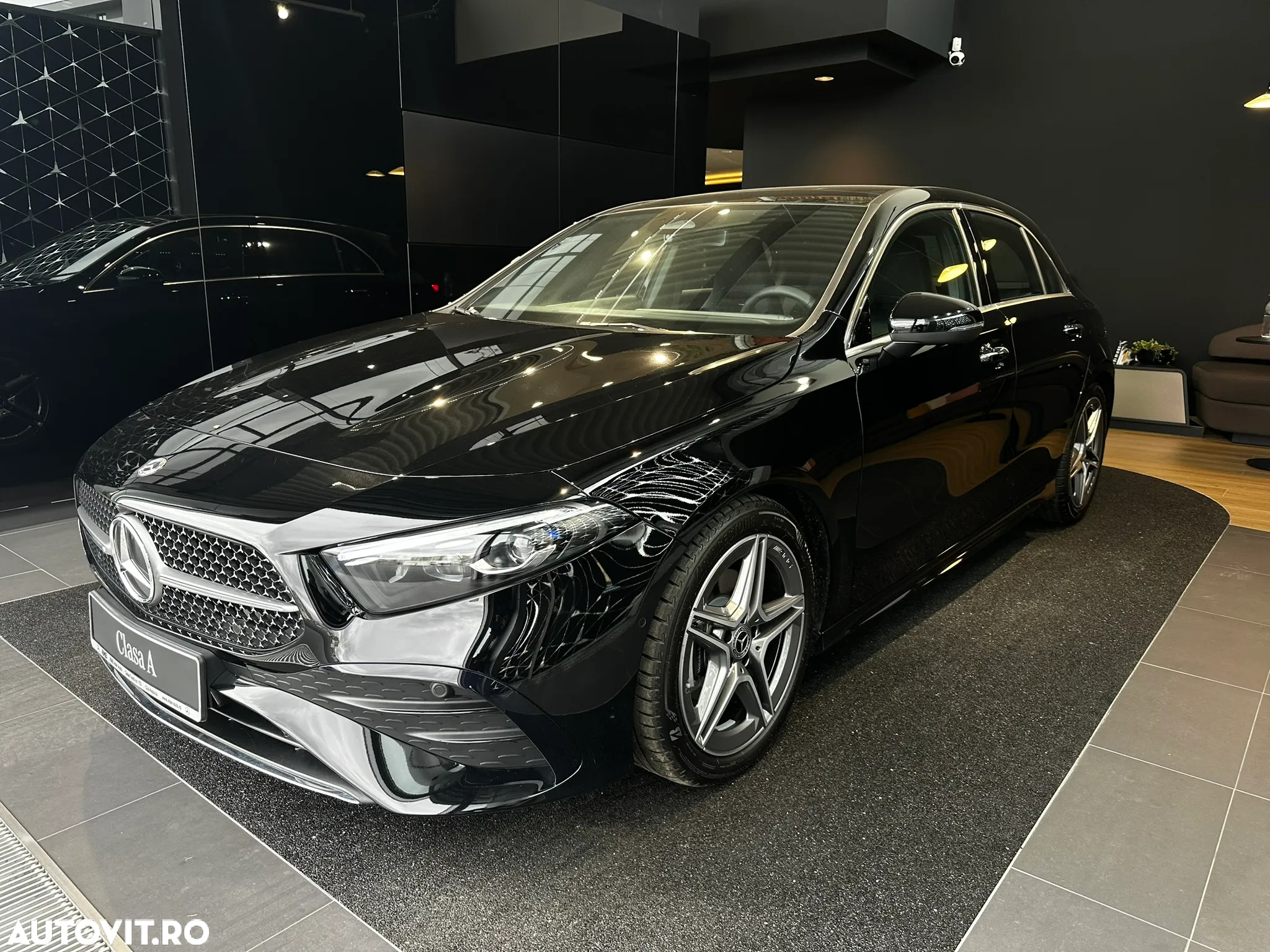 Mercedes-Benz A - 3
