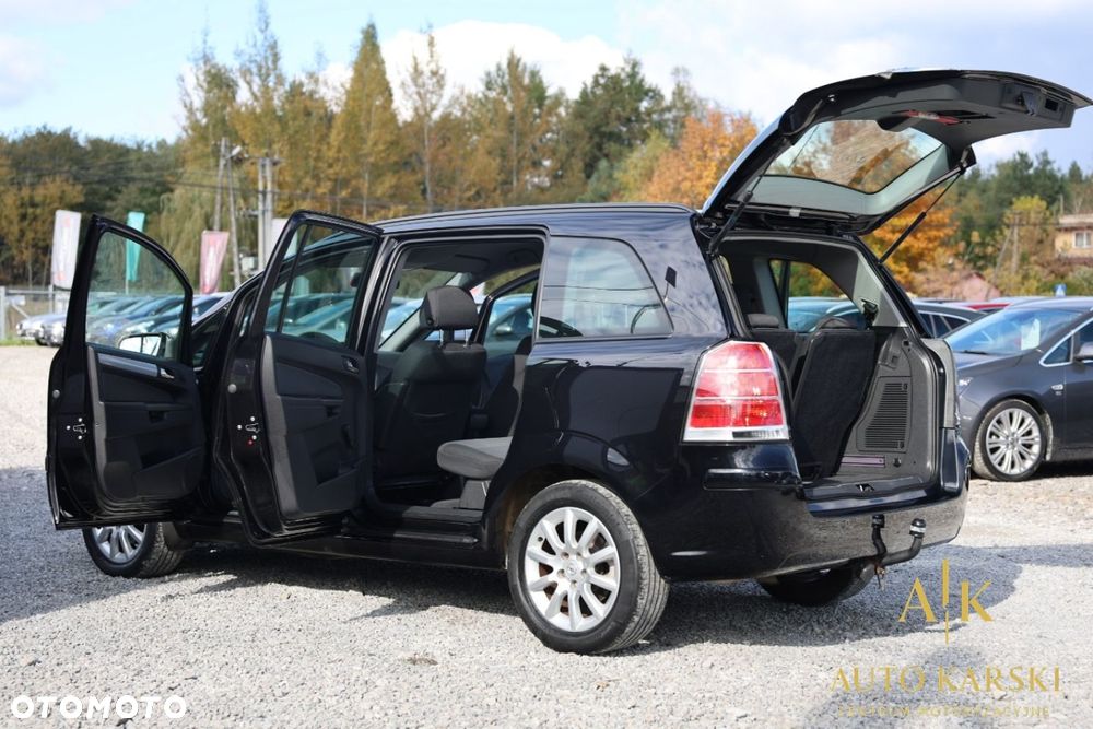 Opel Zafira - 15