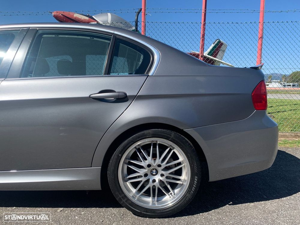 BMW 318 d Pack M - 50