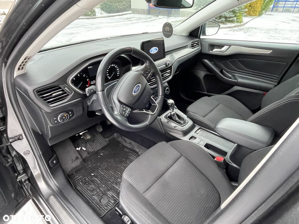 Ford Focus 2.0 EcoBlue Titanium - 19