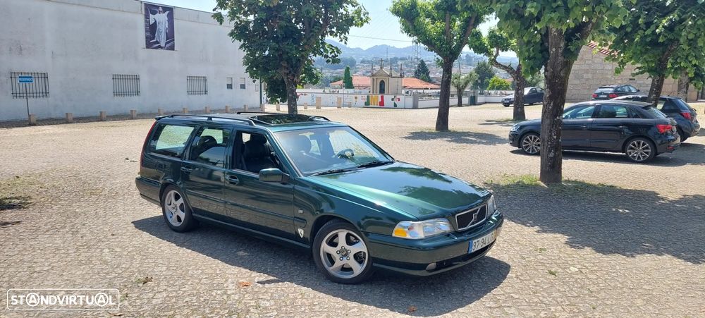 Volvo V70 T5 - 1