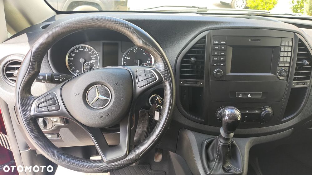 Mercedes-Benz Vito Mixto L2 447.703 - 25