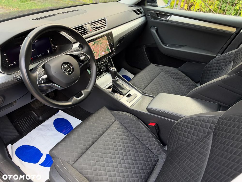 Skoda Superb 2.0 TDI SCR Ambition DSG - 9