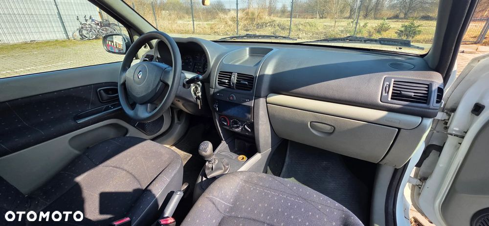 Renault Clio 1.2 Access - 6