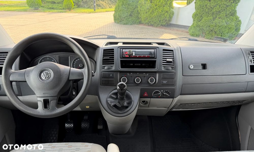 Volkswagen Transporter T5 TDI L2H1 - 17