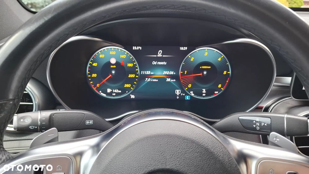 Mercedes-Benz GLC 200 d 4Matic 9G-TRONIC Exclusive - 24