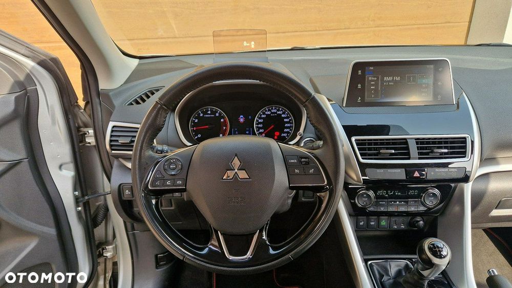 Mitsubishi Eclipse Cross - 26