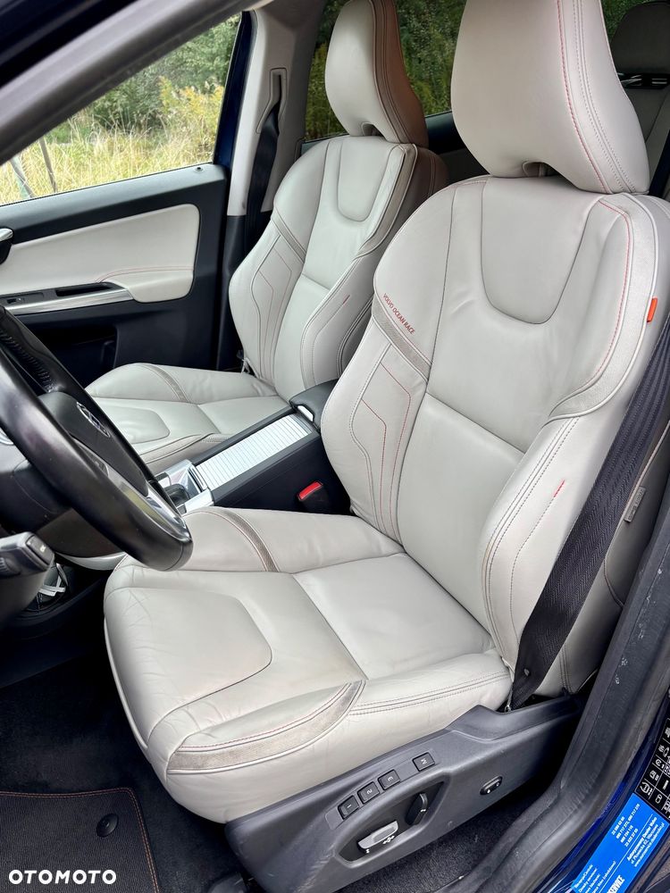 Volvo XC 60 D4 AWD Ocean Race - 21
