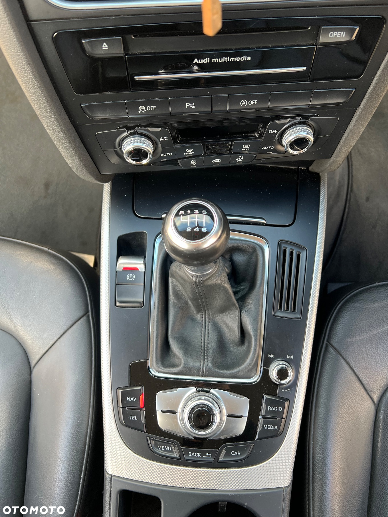 Audi A4 Avant 2.0 TDI ultra DPF Attraction - 23