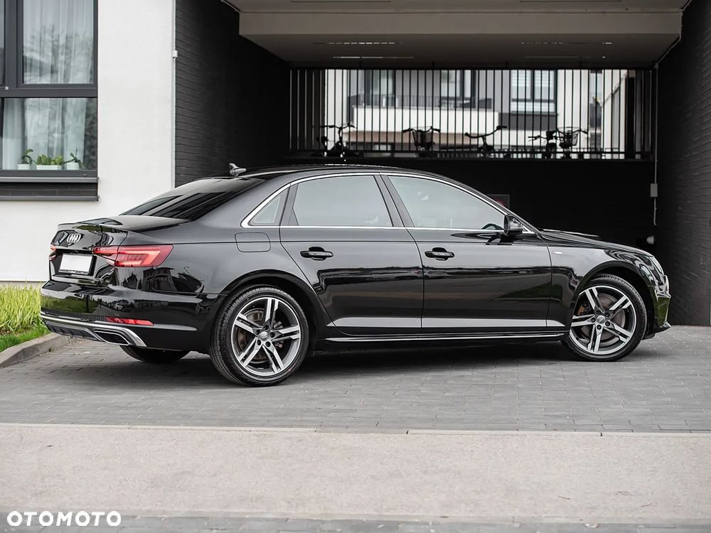 Audi A4 Limousine 35 TFSI S tronic S line - 14