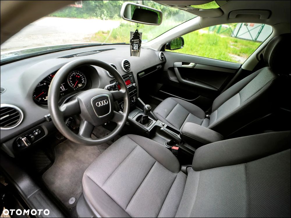 Audi A3 Sportback - 6
