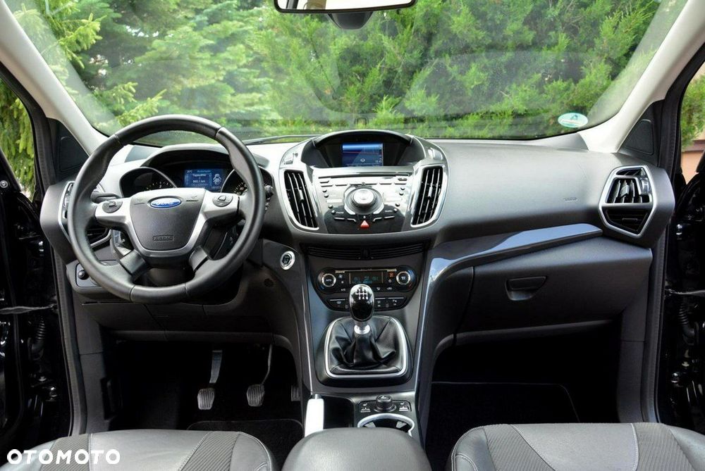 Ford Kuga 2.0 TDCi FWD Titanium - 22