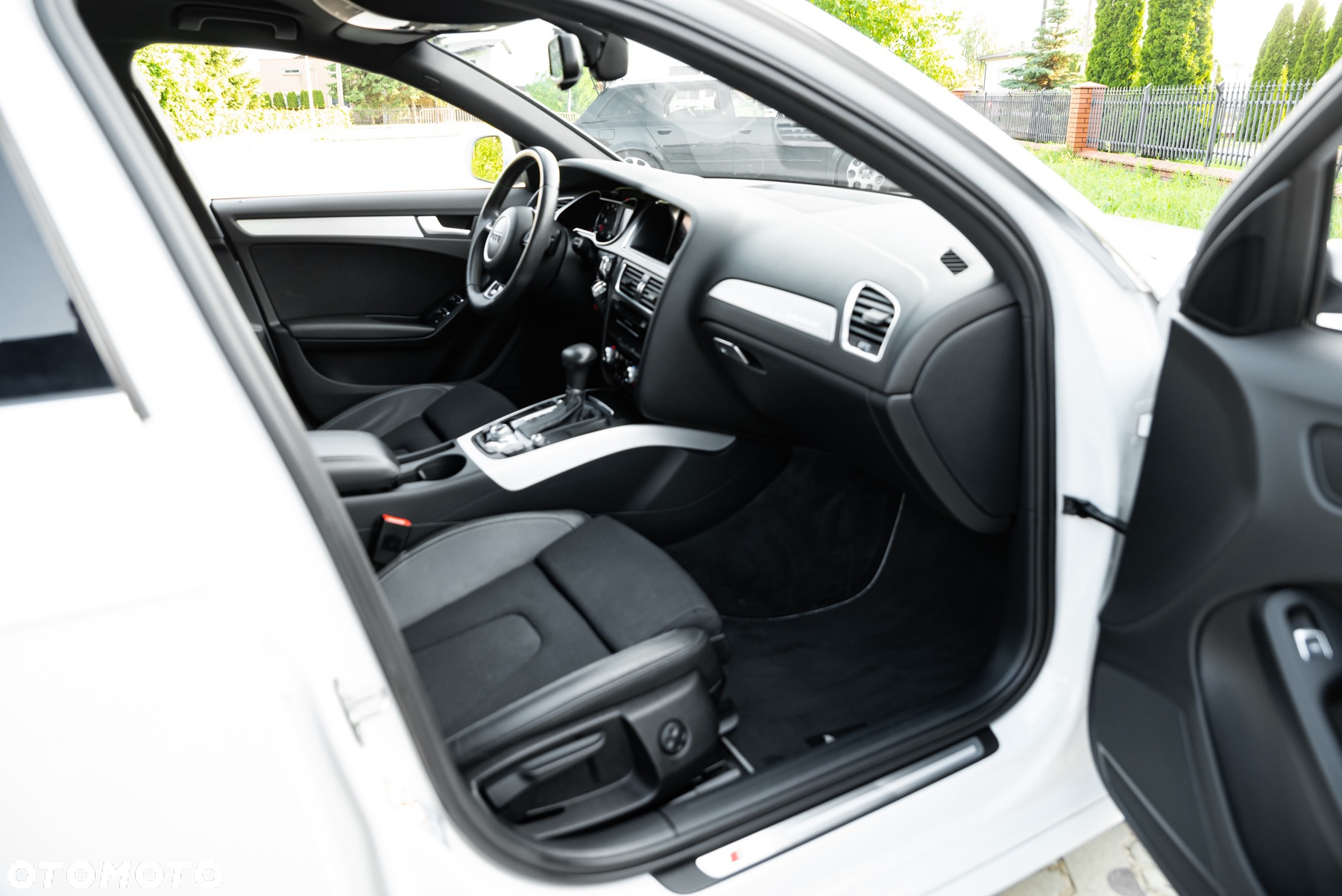 Audi A4 Avant 2.0 TFSI quattro S tronic S line Sportpaket - 24