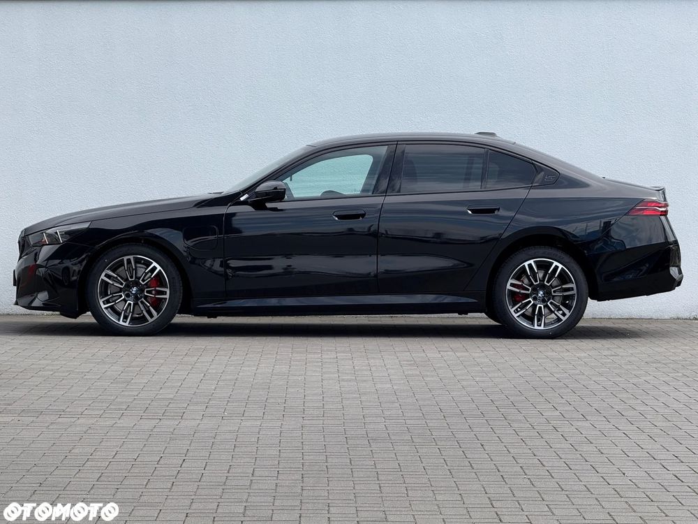 BMW Seria 5 530e xDrive M Sport sport - 9