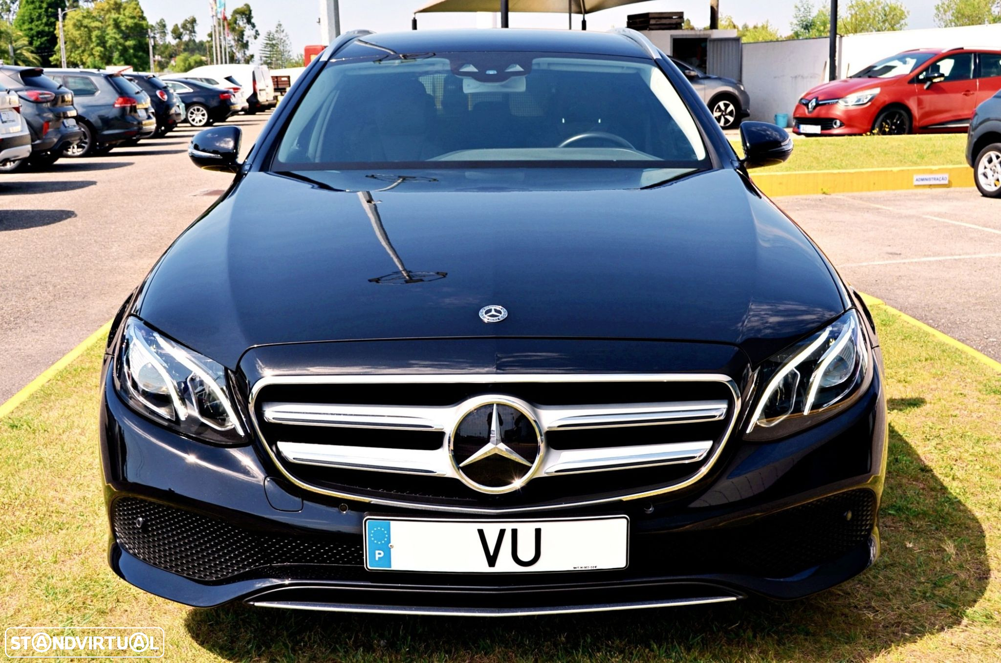 Mercedes-Benz E 220 d Avantgarde+ - 2