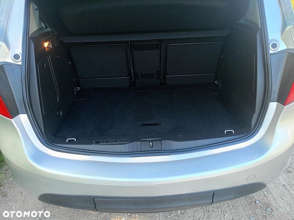 Opel Meriva - 14