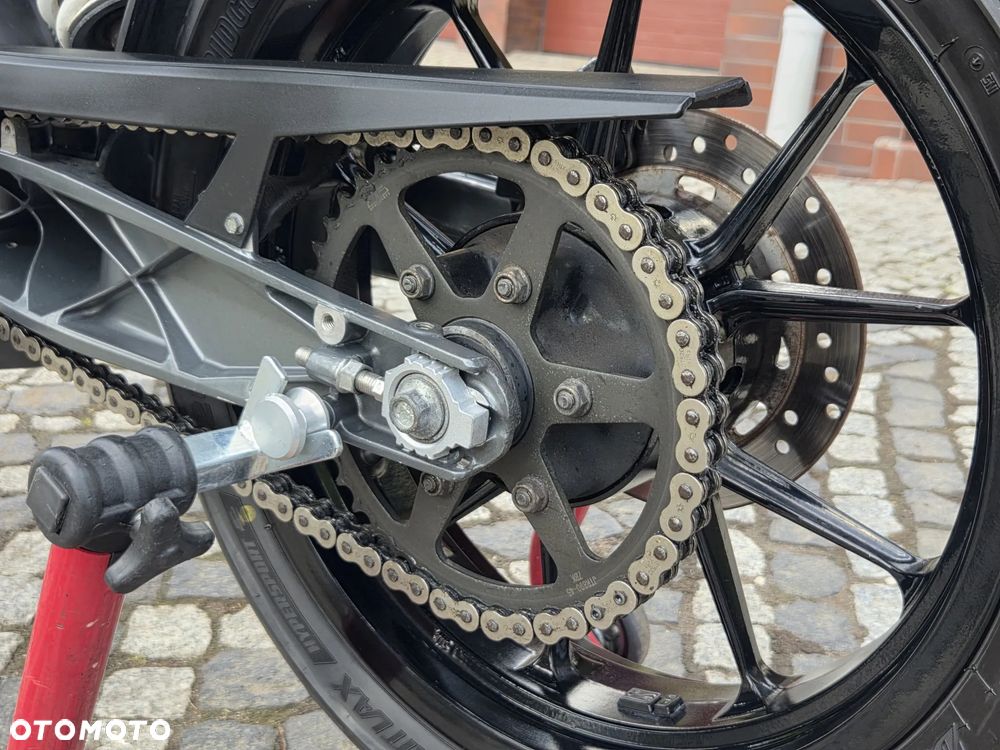 KTM Duke 125 - 19