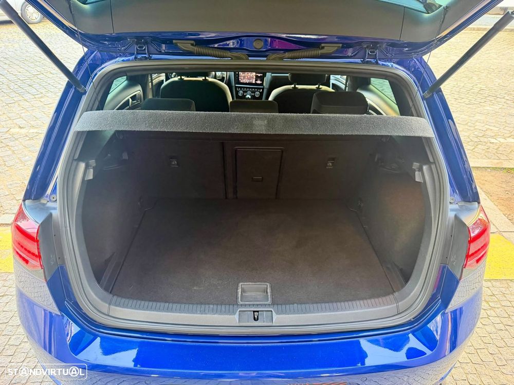VW Golf 2.0 TSI R DSG - 19