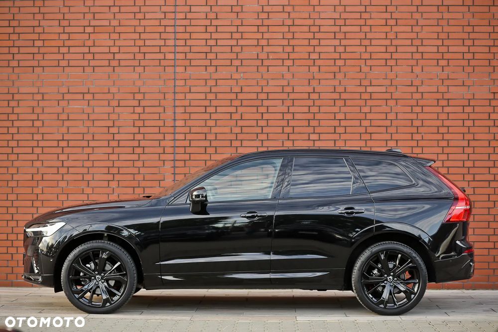 Volvo XC 60 B5 B AWD Plus Black Edition - 10