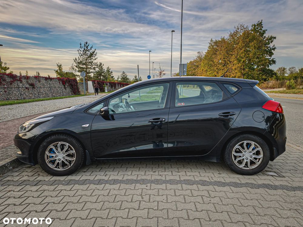Kia Ceed - 3