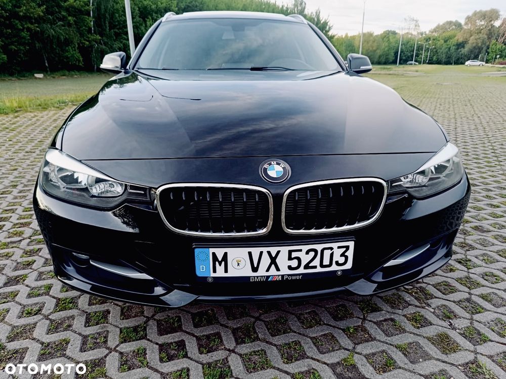 BMW Seria 3 320i xDrive Sport Line - 5