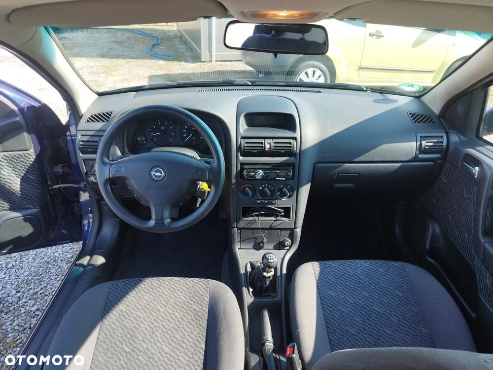 Opel Astra 1.6 GL / Start - 14
