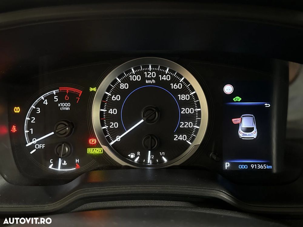 Toyota Corolla - 11