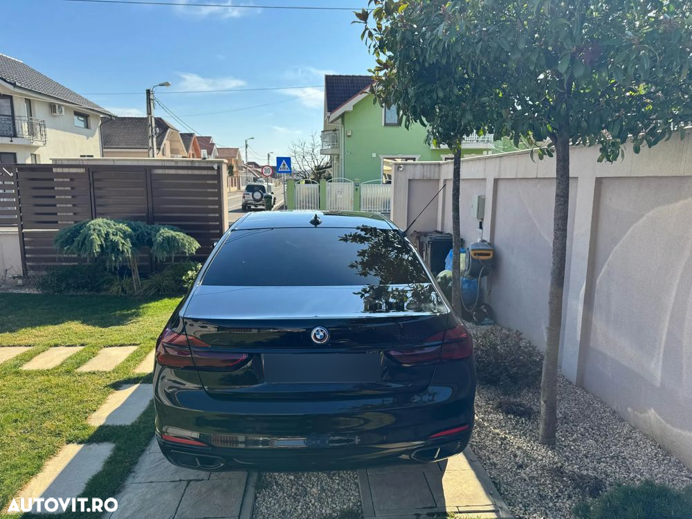 BMW Seria 7 740d xDrive - 21