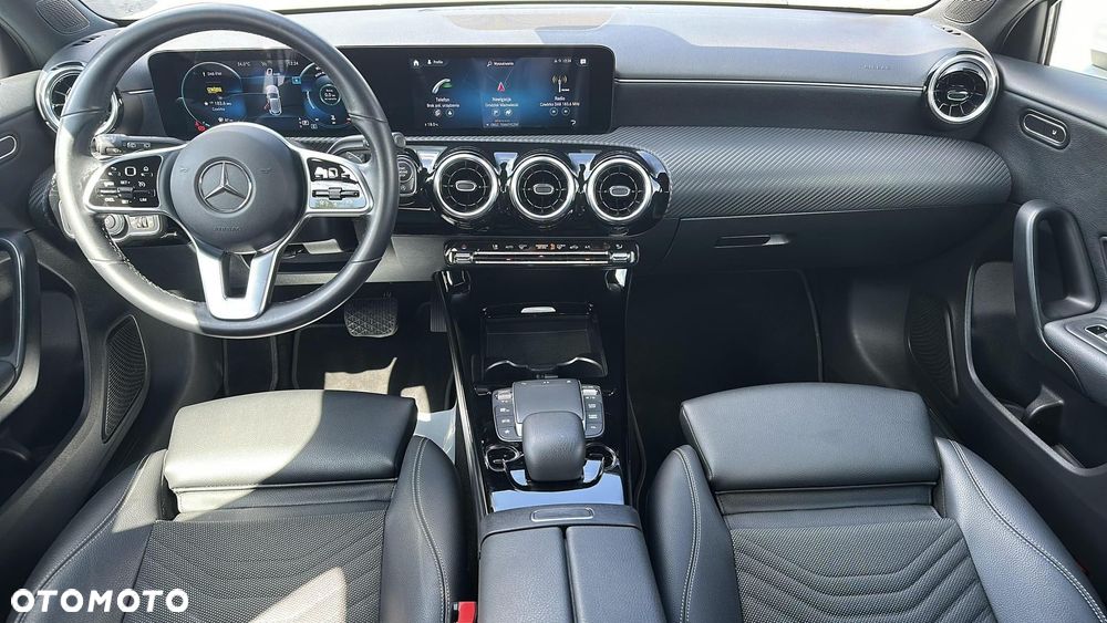 Mercedes-Benz Klasa A 180 d 8G-DCT - 16