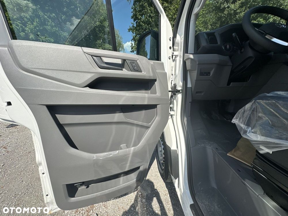 Volkswagen Crafter 35 Furgon, 2,0 TDI SCR 177KM,  6-bieg man., r.o: 4490 mm - 11