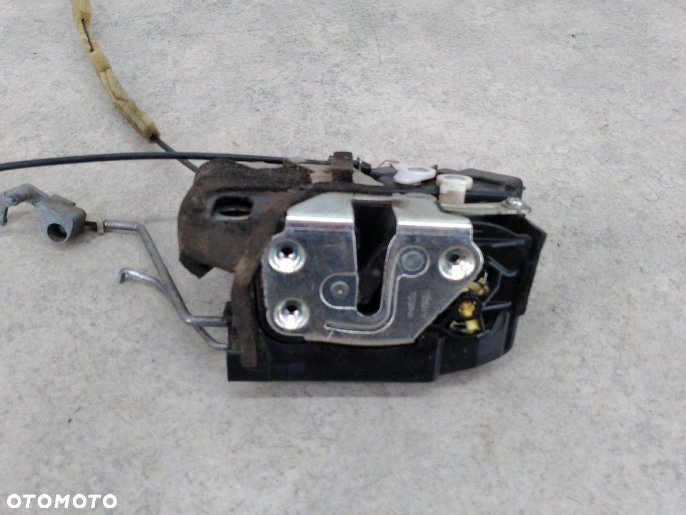 ZAMEK DRZWI LEWY PRZÓD MAZDA 5 I - 9