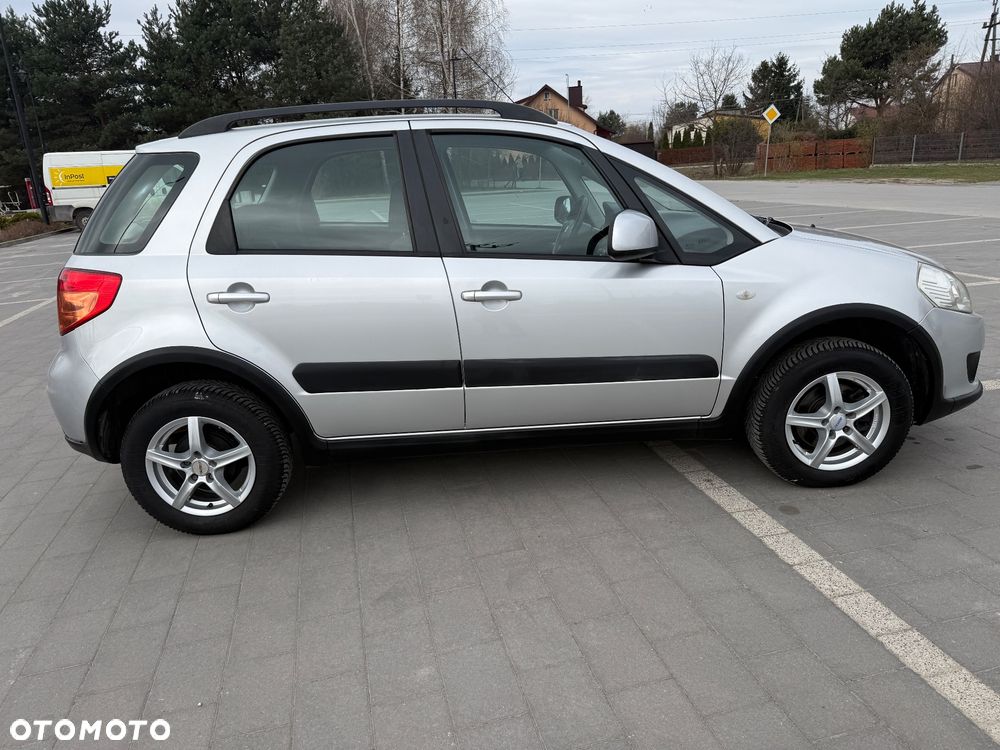 Suzuki SX4 1.6 VVT 4x4 Club - 26