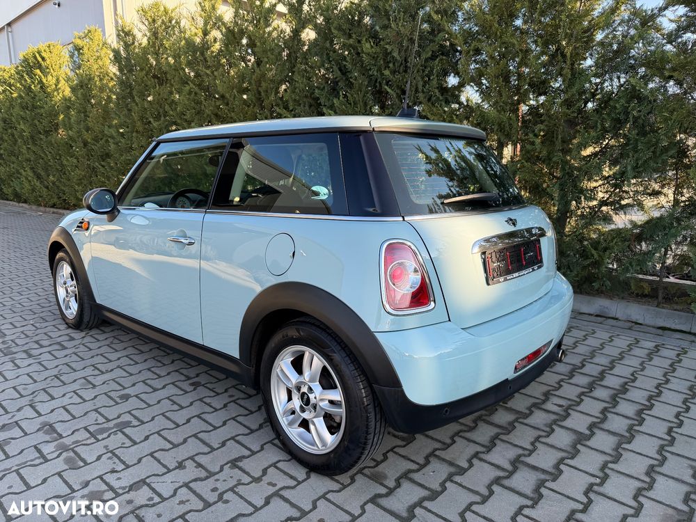 Mini Cooper One - 5