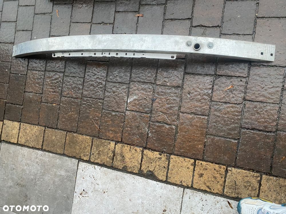 MERCEDES E KLASA W212 BELKA ZDERZAKA PRZÓD  A2126201500 IGLA ORG - 1