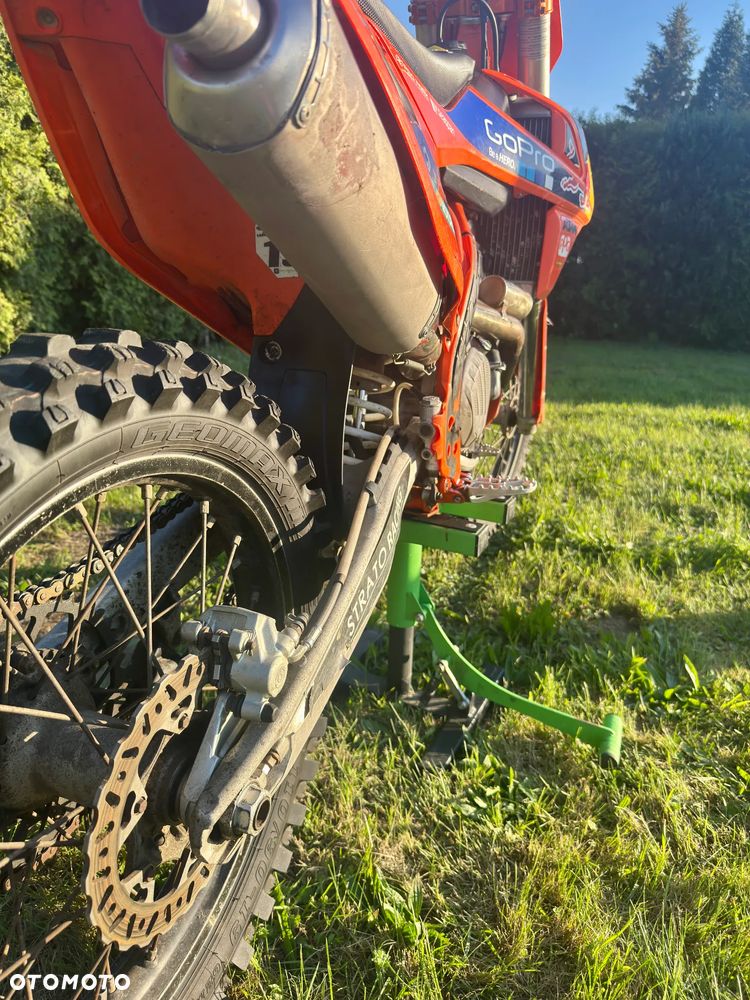 KTM SXF - 8