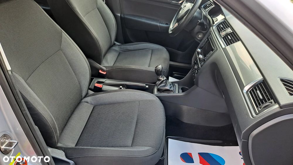 Skoda RAPID 1.6 TDI Edition - 25