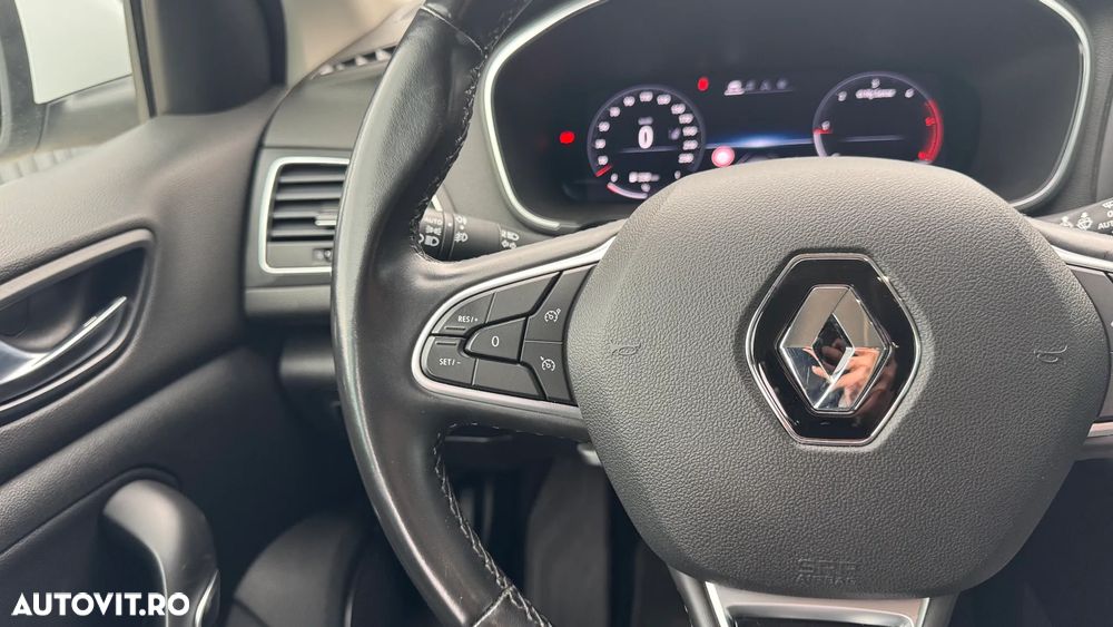 Renault Megane BLUE dCi Intens - 14