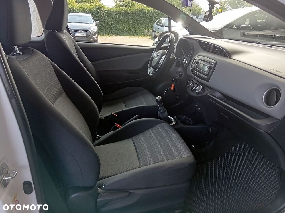 Toyota Yaris 1.33 Active EU6 - 6