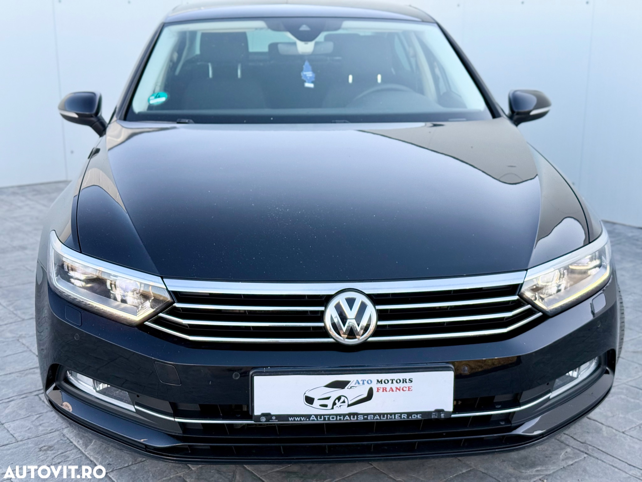 Volkswagen Passat 2.0 TDI (BlueMotion Technology) Trendline - 11