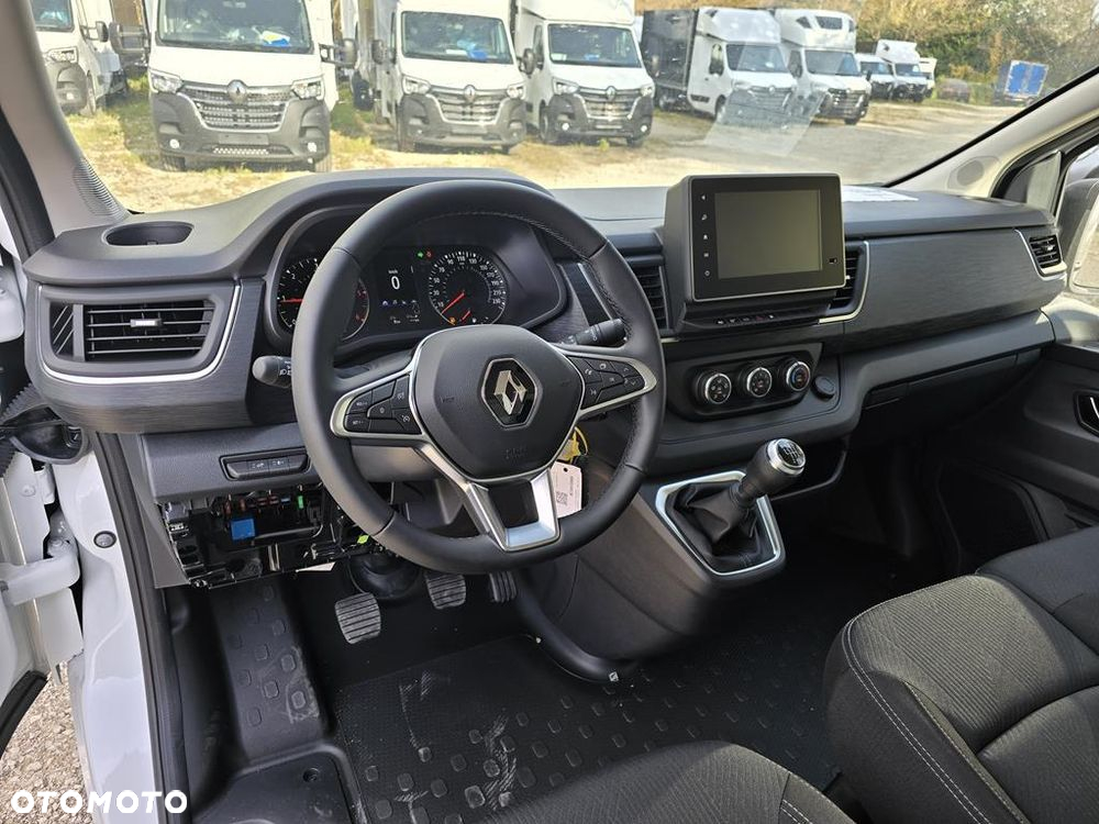 Renault Trafic - 9