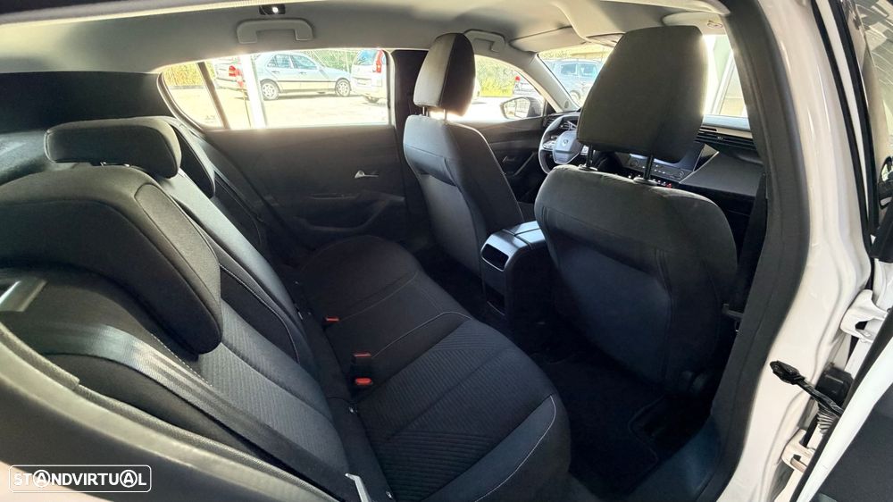 Peugeot 308 1.2 PureTech Allure Pack - 12