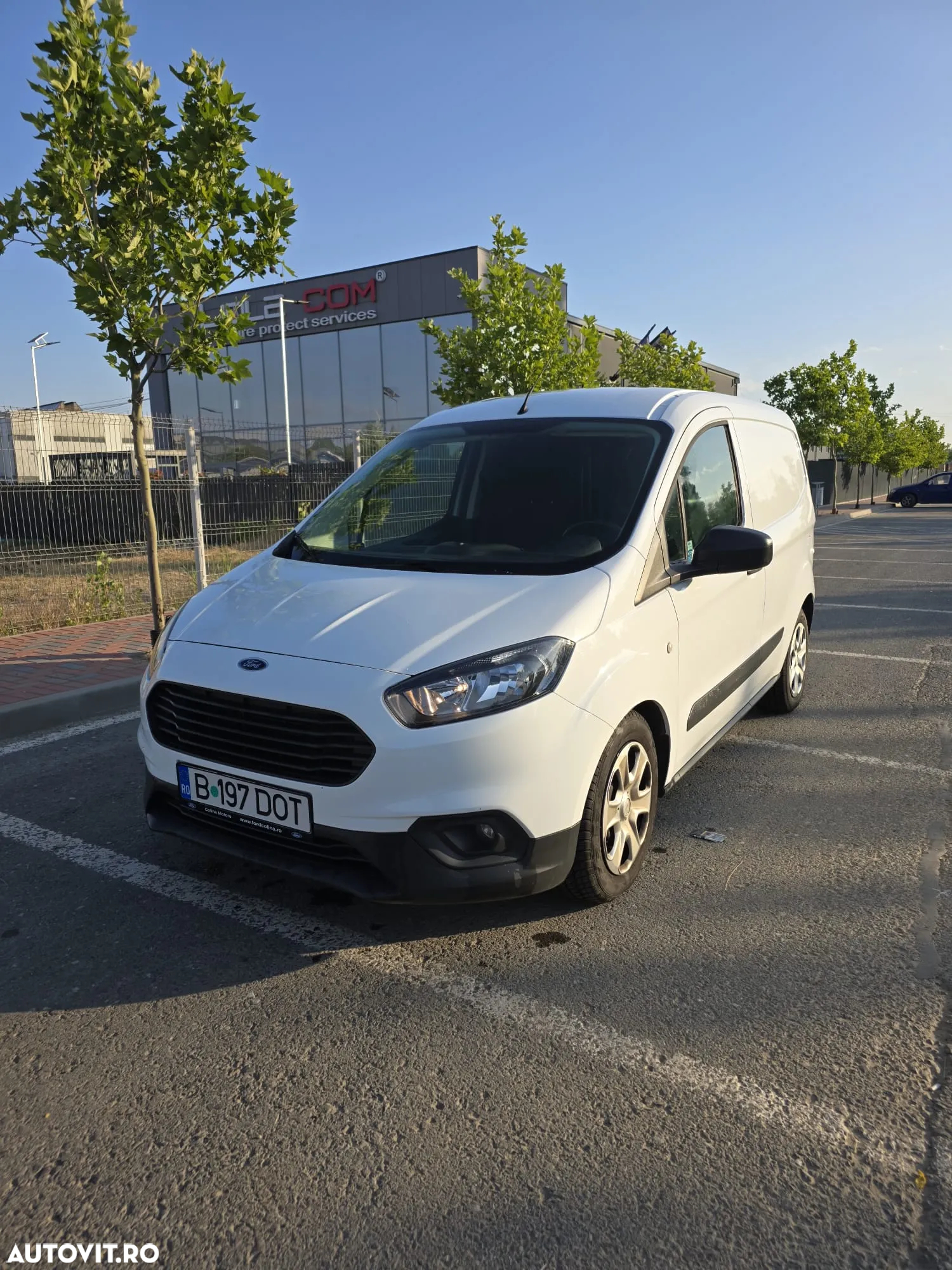 Ford Courier - 8